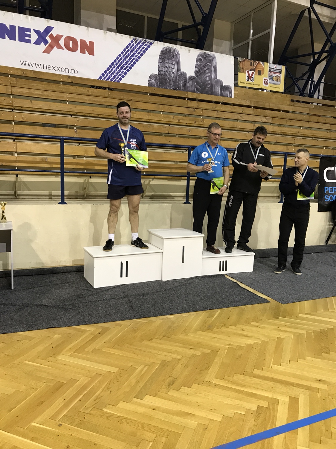 e77c4f335ebeacf68b66ea89429c26c1.jpg